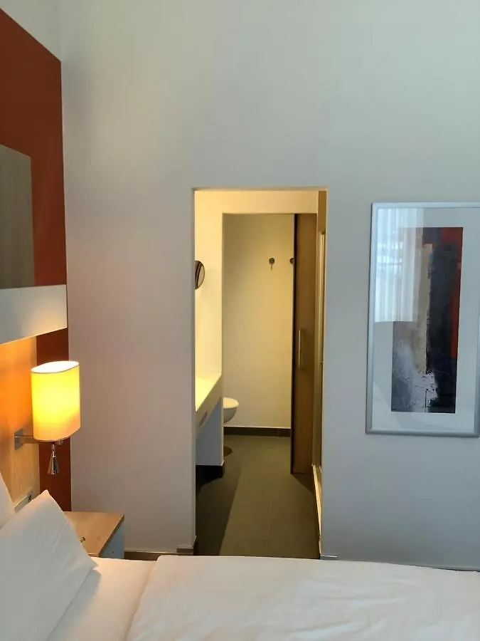 Gästehaus am UKB Berlin 3*,